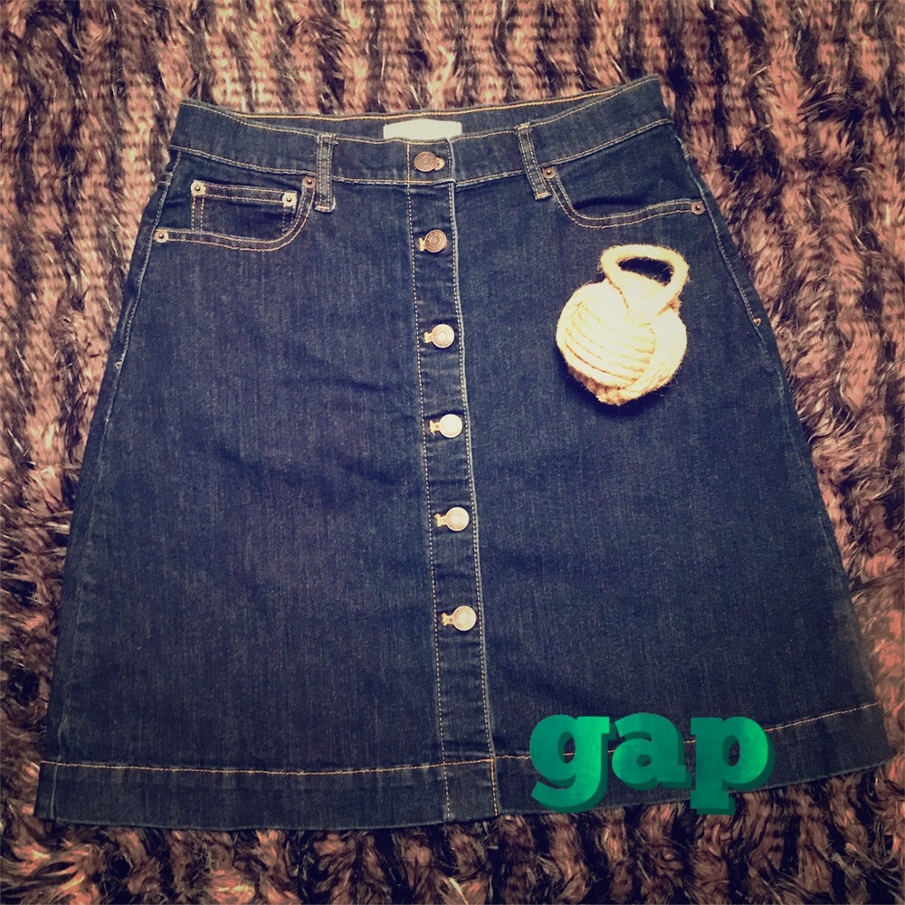 😍 Gap Denim Skirt 😍